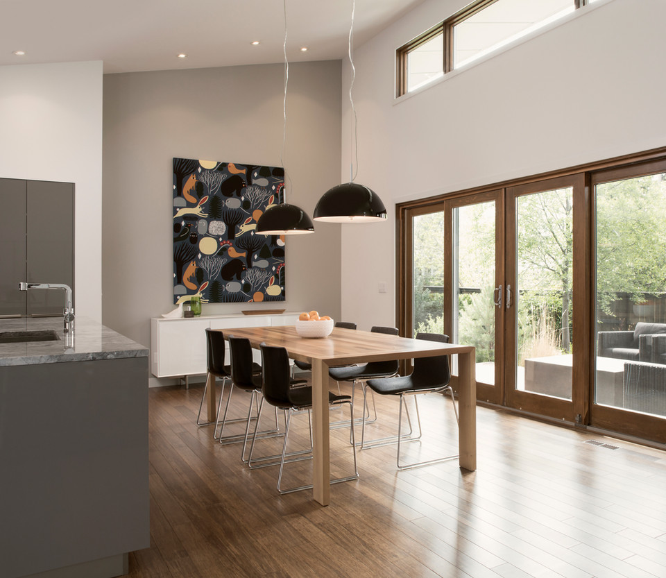 Custom carpentry and banquette installation Orlando